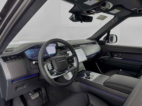 New 2026 Land Rover Range Rover SE AWD/4WD image 9