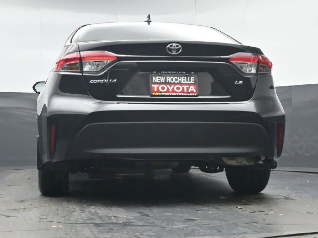 Certified 2024 Toyota Corolla LE FWD image 29