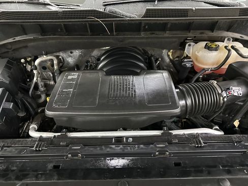 Used 2022 Chevrolet Silverado 1500 LTZ w/ LTZ Premium Package image 17