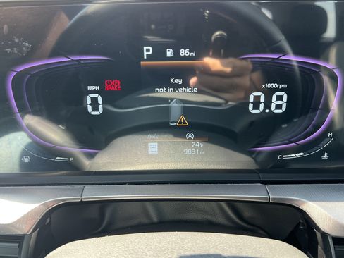 Used 2025 Kia Telluride S FWD image 31