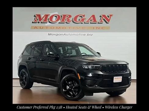 Used 2023 Jeep Grand Cherokee Altitude AWD/4WD image 1