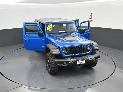 Used 2024 Jeep Wrangler Unlimited Rubicon 4xe AWD/4WD image 47