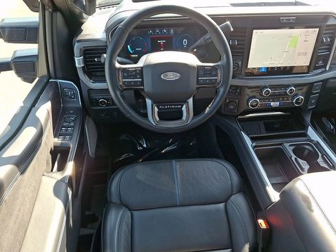 Used 2026 Ford F450 Platinum w/ FX4 Off-Road Package AWD/4WD image 11