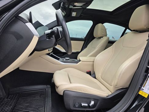 Used 2023 BMW 330i Sedan w/ Driving Assistance Package image 13