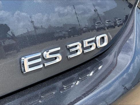 Used 2024 Lexus ES 350 F Sport w/ Accessory Package (Z2) FWD image 10