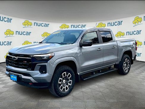 Used 2024 Chevrolet Colorado Z71 image 3