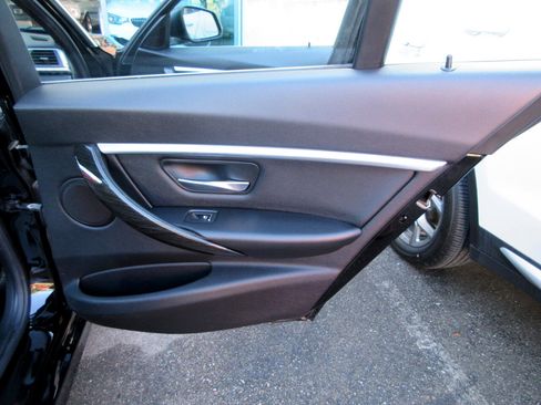 Used 2017 BMW 330i Sedan image 31