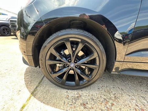 Used 2017 Ford Edge Sport w/ Equipment Group 401A AWD/4WD image 25