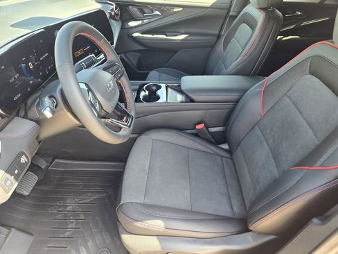 New 2025 Chevrolet Blazer EV RS image 8