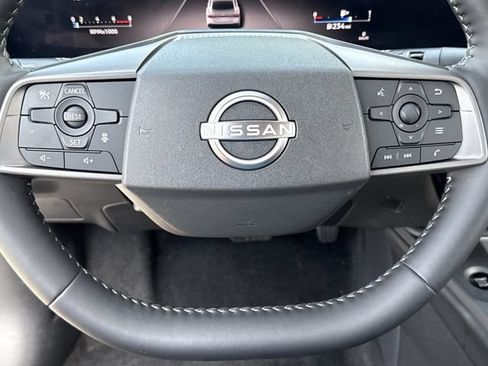 Used 2026 Nissan Sentra SV w/ SV Convenience Package FWD image 12