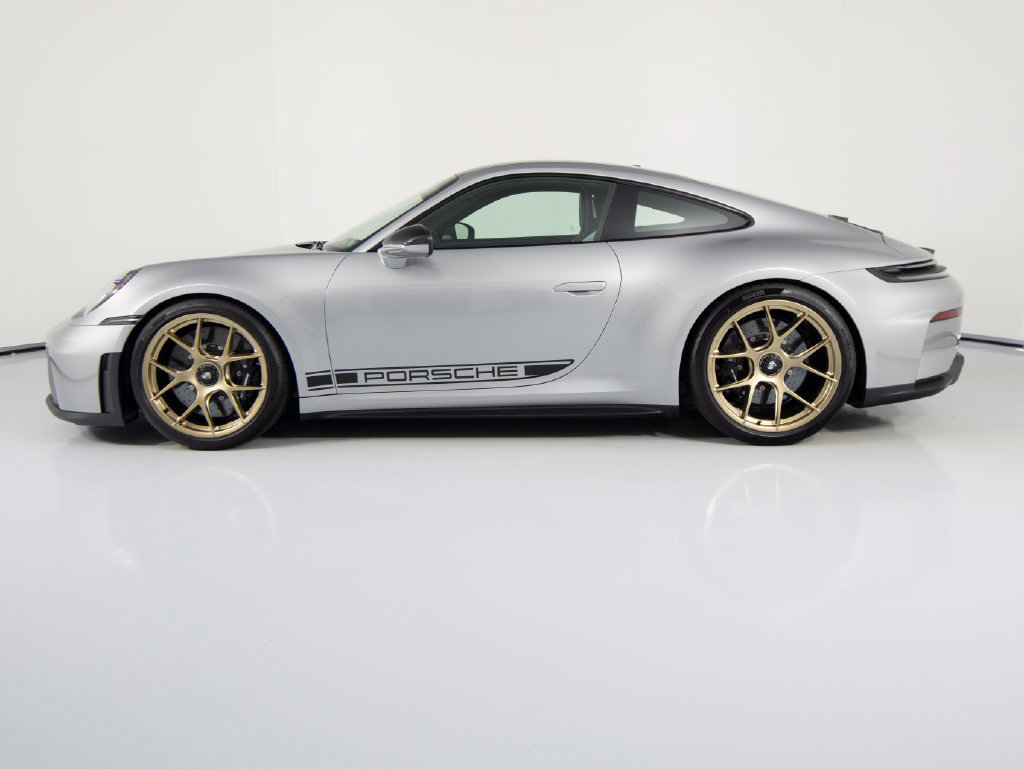Certified 2026 Porsche 911 GT3 RWD image 2