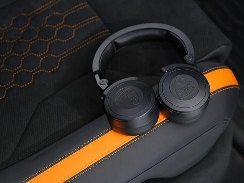 Used 2024 Lamborghini Urus Performante image 39