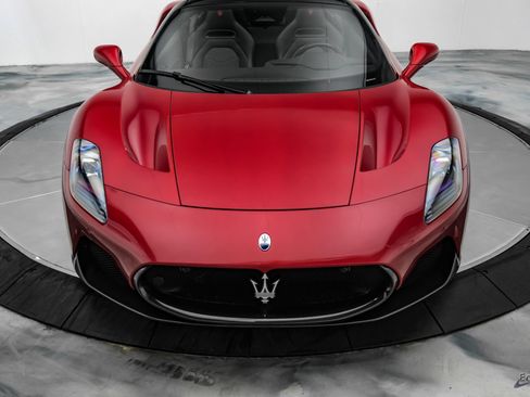 Used 2023 Maserati MC20 Spyder RWD image 38