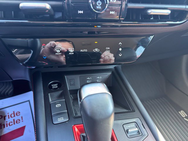Certified 2025 Nissan Kicks SR AWD/4WD image 25