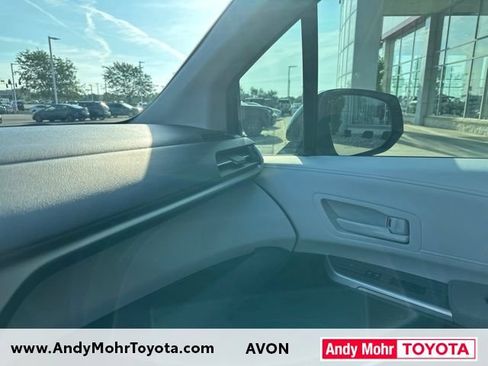 Certified 2026 Toyota Sienna LE FWD image 28