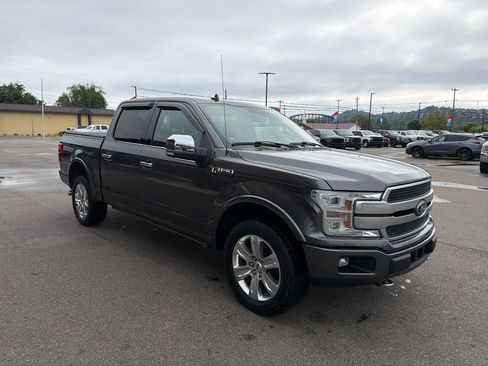 Used 2018 Ford F150 Platinum w/ Equipment Group 701A Luxury AWD/4WD image 3