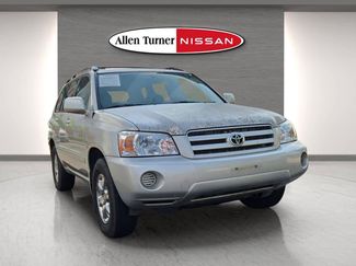 Used 2005 Toyota Highlander 2WD V6 w/ 3rd Row video 2