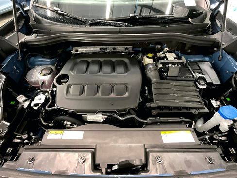 New 2026 Volkswagen Tiguan SE R-Line image 13