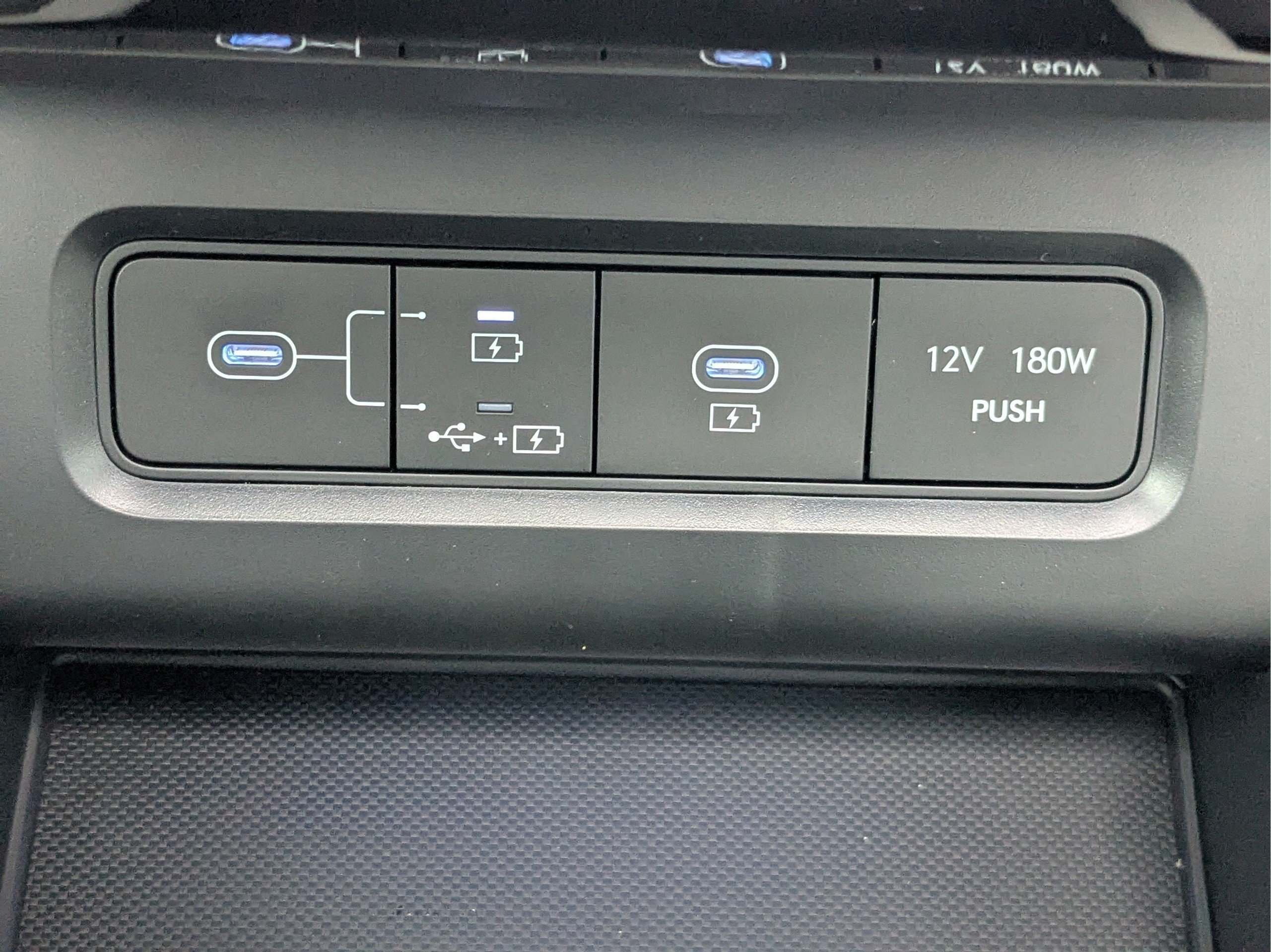 New 2026 Hyundai Tucson Limited FWD image 23