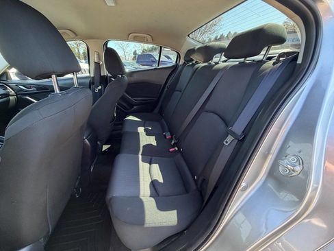 Used 2015 MAZDA MAZDA3 i Sport image 23