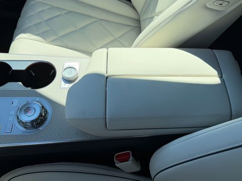 New 2026 Genesis GV80 3.5T Prestige image 13