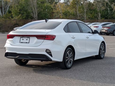 Used 2022 Kia Forte LXS image 5