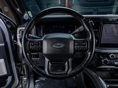Used 2024 Ford F350 Platinum w/ FX4 Off-Road Package AWD/4WD image 18