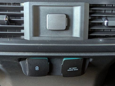 Used 2022 Ford F150 XLT w/ Equipment Group 302A High image 24