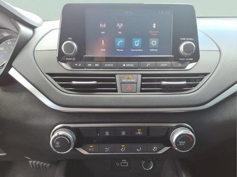 Used 2023 Nissan Altima 2.5 S FWD image 18