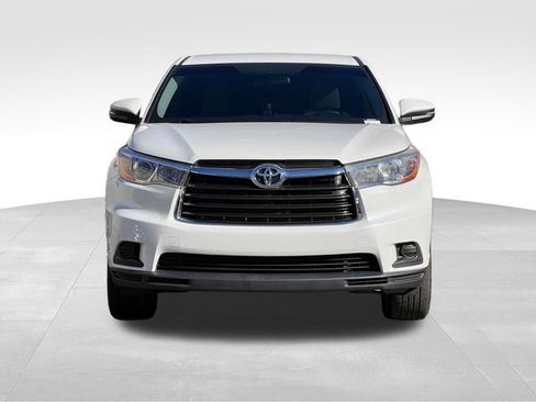 Used 2016 Toyota Highlander LE AWD/4WD image 8