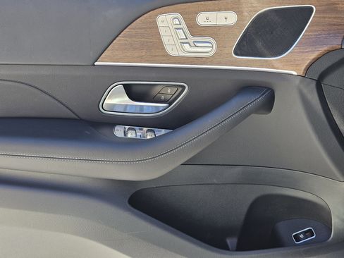 Certified 2025 Mercedes-Benz GLE 350 4MATIC image 24