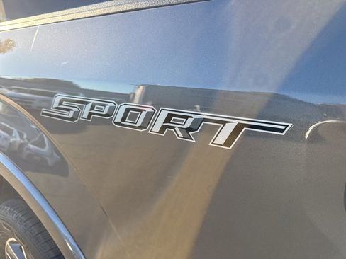 Used 2016 Ford F150 XLT w/ Equipment Group 302A Luxury image 7