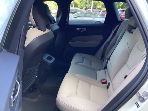 Used 2026 Volvo XC60 B5 Plus w/ Protection Package Premier AWD/4WD image 33