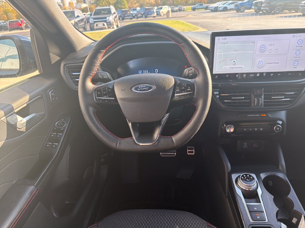 Used 2023 Ford Escape ST-Line Elite w/ Class II Trailer Tow Package AWD/4WD image 12