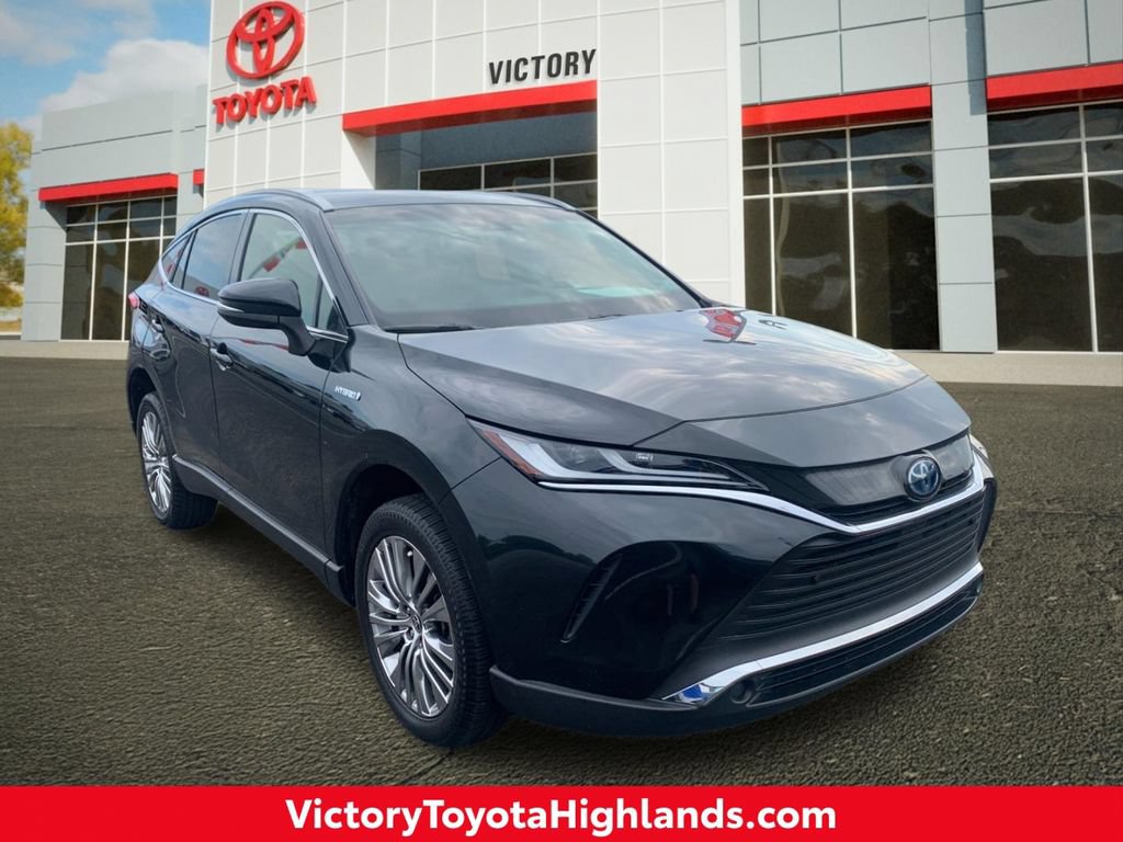 Used 2021 Toyota Venza XLE w/ Softex Package AWD/4WD image 1