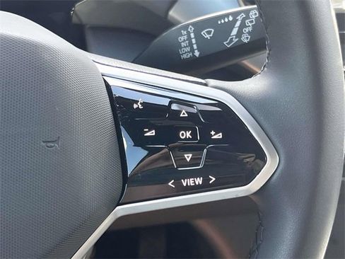 Used 2023 Volkswagen ID.4 Pro image 20