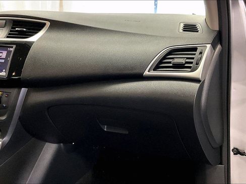 Used 2019 Nissan Sentra SV image 15