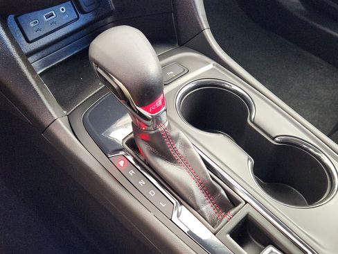 Certified 2024 Chevrolet Equinox RS image 21