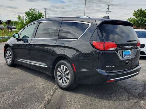 Used 2020 Chrysler Pacifica Limited FWD image 5
