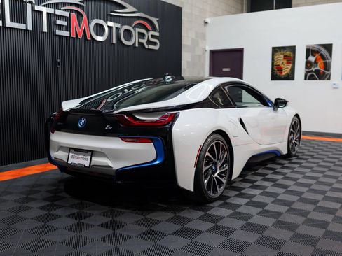 Used 2015 BMW i8 AWD/4WD image 22