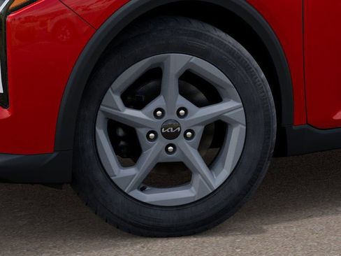 New 2025 Kia K4 LXS image 8