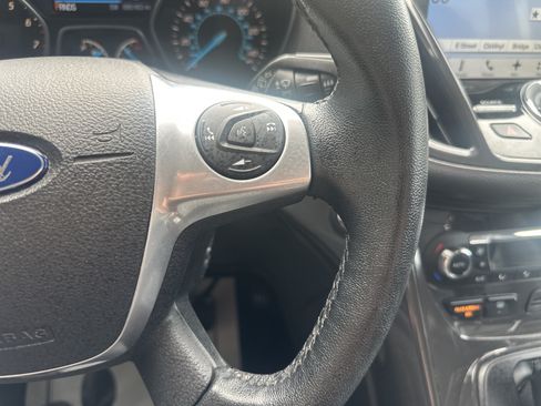 Used 2016 Ford Escape Titanium AWD/4WD image 19