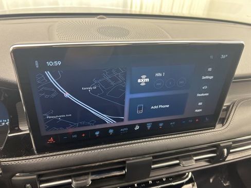 Used 2023 Lincoln Corsair AWD w/ Equipment Group 101A image 19