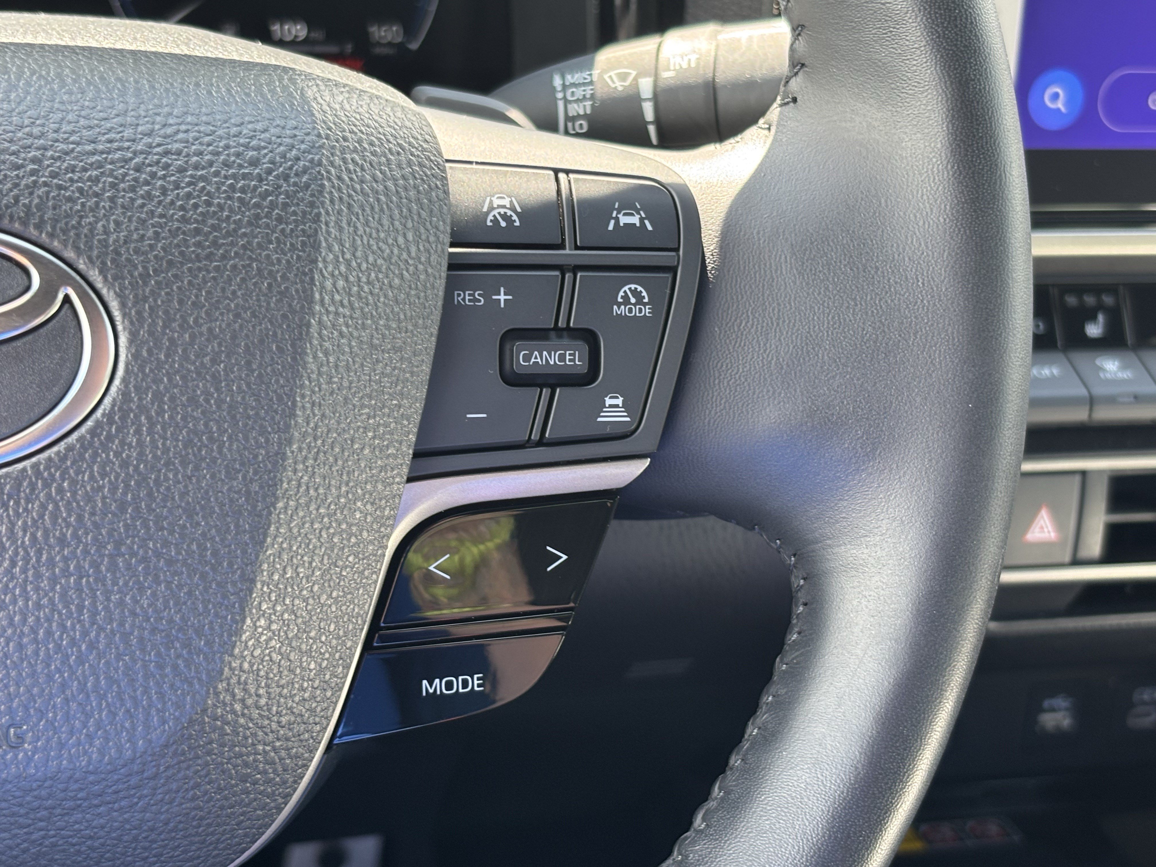 Used 2025 Toyota Camry XSE FWD image 20