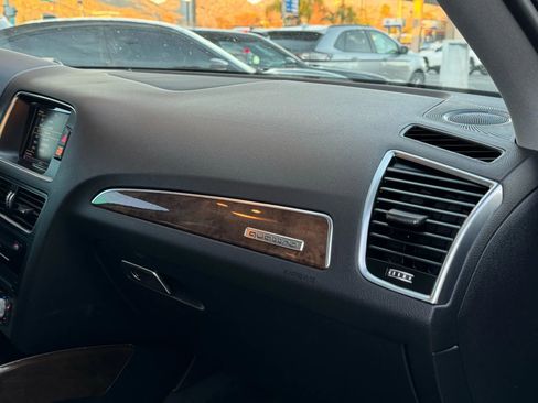 Used 2016 Audi Q5 2.0T Premium Plus w/ Technology Package image 12