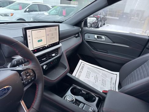 New 2026 Ford Explorer ST-Line w/ ST-Line Street Pack image 18