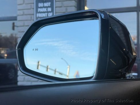 Used 2019 Cadillac XT4 Sport image 38