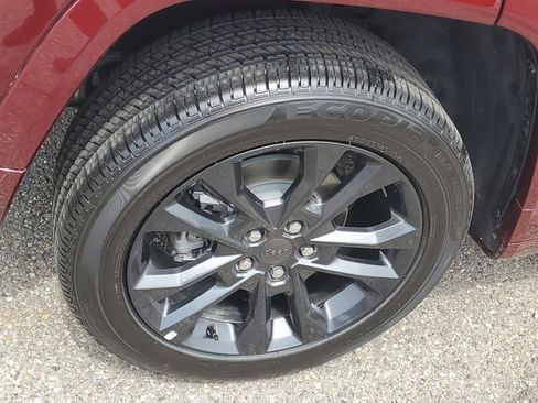 New 2026 Jeep Grand Cherokee Limited AWD/4WD image 5