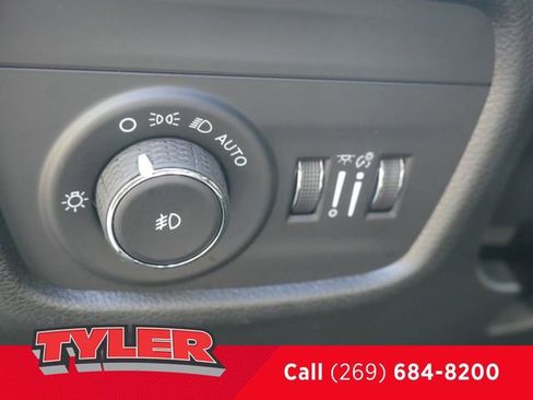 New 2026 Jeep Grand Cherokee Limited w/ Limited Altitude Package AWD/4WD image 23