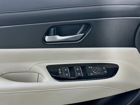 Used 2025 Nissan Murano SV FWD image 15
